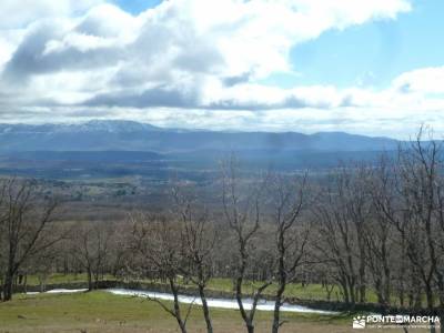 Chorrera o Chorro de San Mamés senderismo para principiantes grupos amigos madrid ruta el chorro